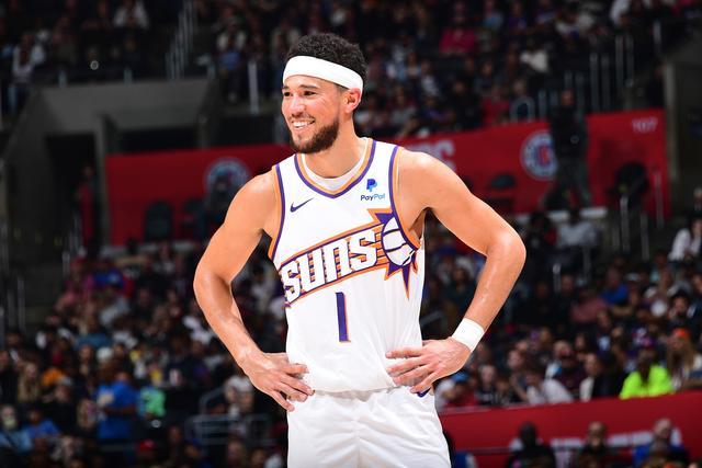 郭艾伦继续穿13号 广州队称赞他是年轻人榜样