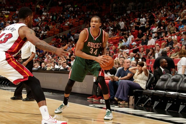 NBA2025全明星首发阵容公布：詹杜库再度联手